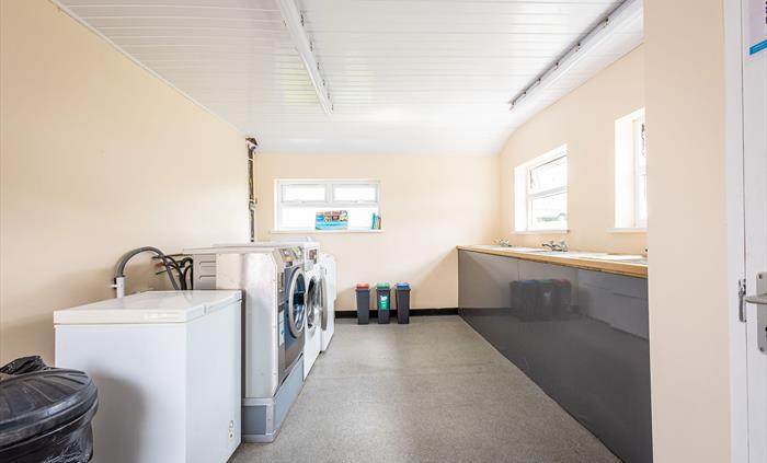 Washing up room and laundrette